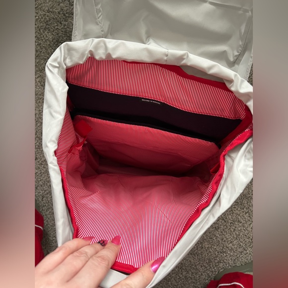 Herschel Backpack - Picture 5 of 11